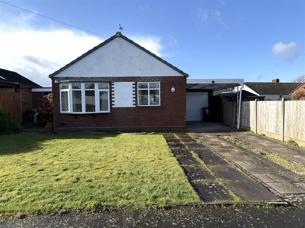 3 bed bungalow for saleOld Eaton Road, Rugeley WS15