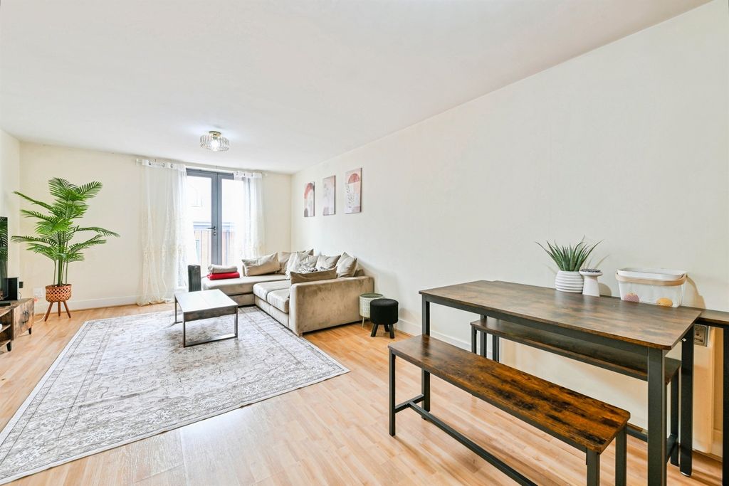 Additional image 7 of 2 bed flat for saleEast Street, Leicester LE1