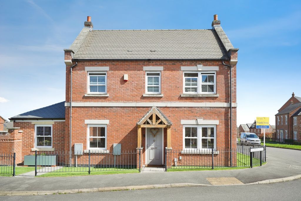 Additional image 2 of 4 bed detached house for saleMagnolia Close, Tutbury, Burton-On-Trent, Staffordshire DE13
