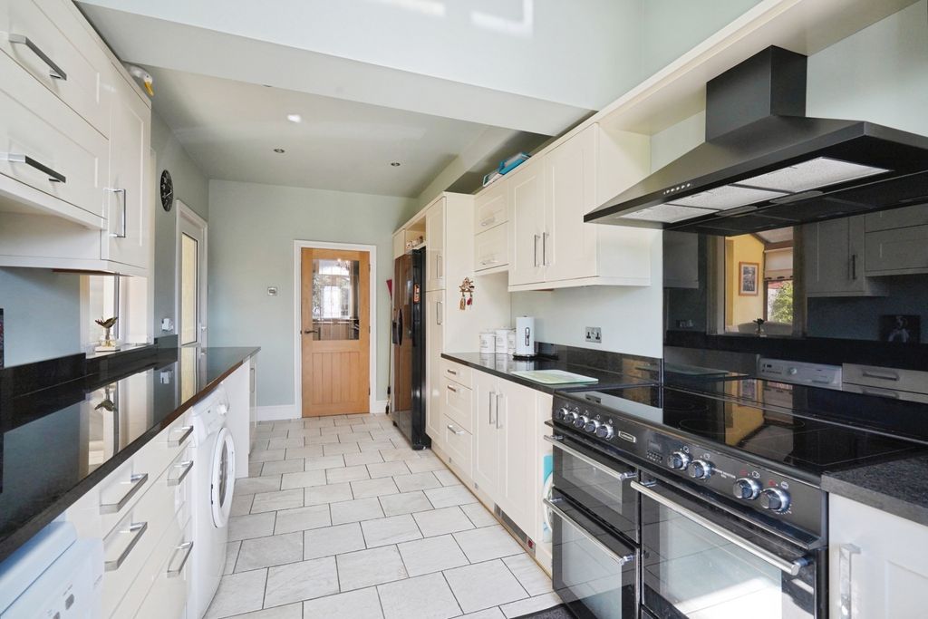Additional image 7 of 3 bed semi-detached house for saleHenhurst Hill, Burton-On-Trent, Staffordshire DE13