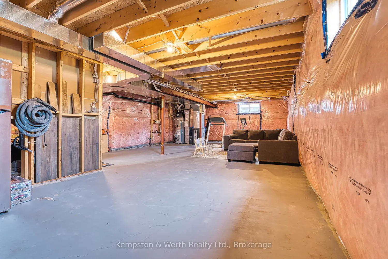 Additional image 17 of 71 Forbes Crescent