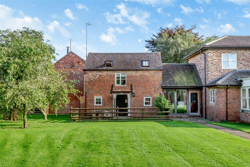 Additional image 33 of 6 bed detached house for saleFlatts Farm, Balaams Lane, Hilderstone, Stone ST15