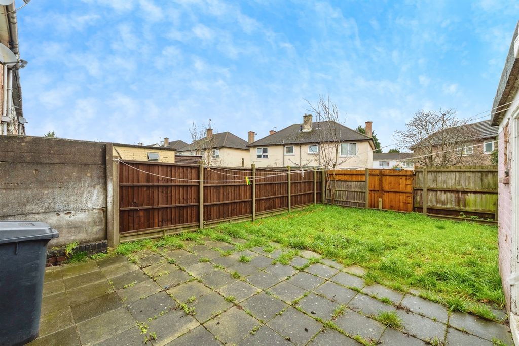 Additional image 29 of 3 bed semi-detached house for saleNew Parks Boulevard, Leicester LE3