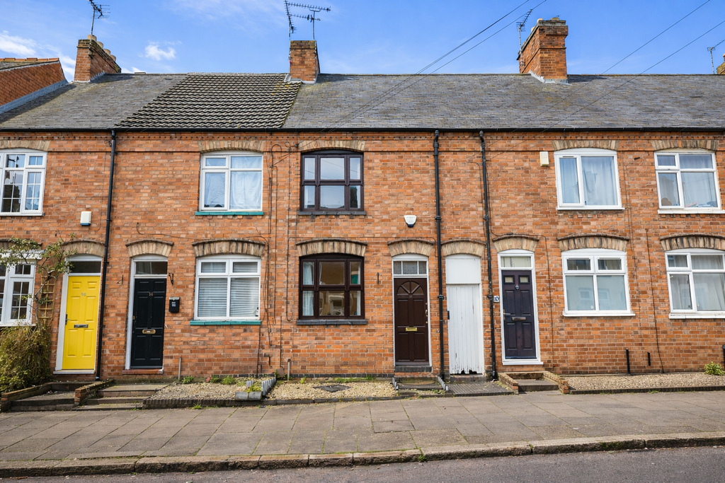 2 bed terraced house for saleLeopold Road, Clarendon Park, Leicester LE2