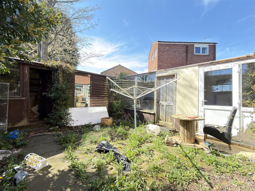 Additional image 10 of 7 bed end terrace house for saleAikman Avenue, Leicester LE3