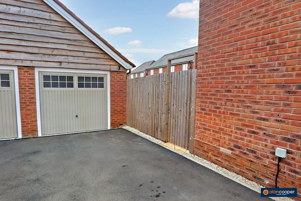 Additional image 24 of 3 bed semi-detached house for saleRoman Avenue, Heritage Fields, Nuneaton CV11