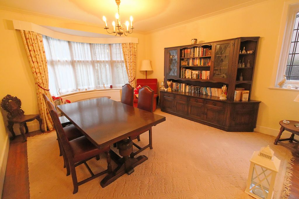 Additional image 4 of 4 bed detached house for saleLondon Road, Stoneygate, Leicester LE2
