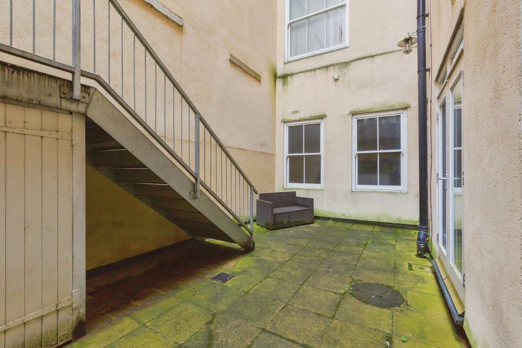 Additional image 16 of 2 bed flat for saleWimbledon Street, Leicester, Leicestershire LE1