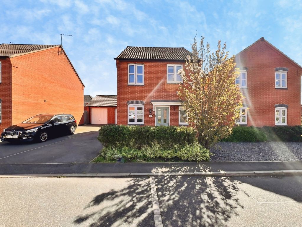 Additional image 18 of 3 bed detached house for saleCascade Close, Burton-On-Trent, Staffordshire DE14