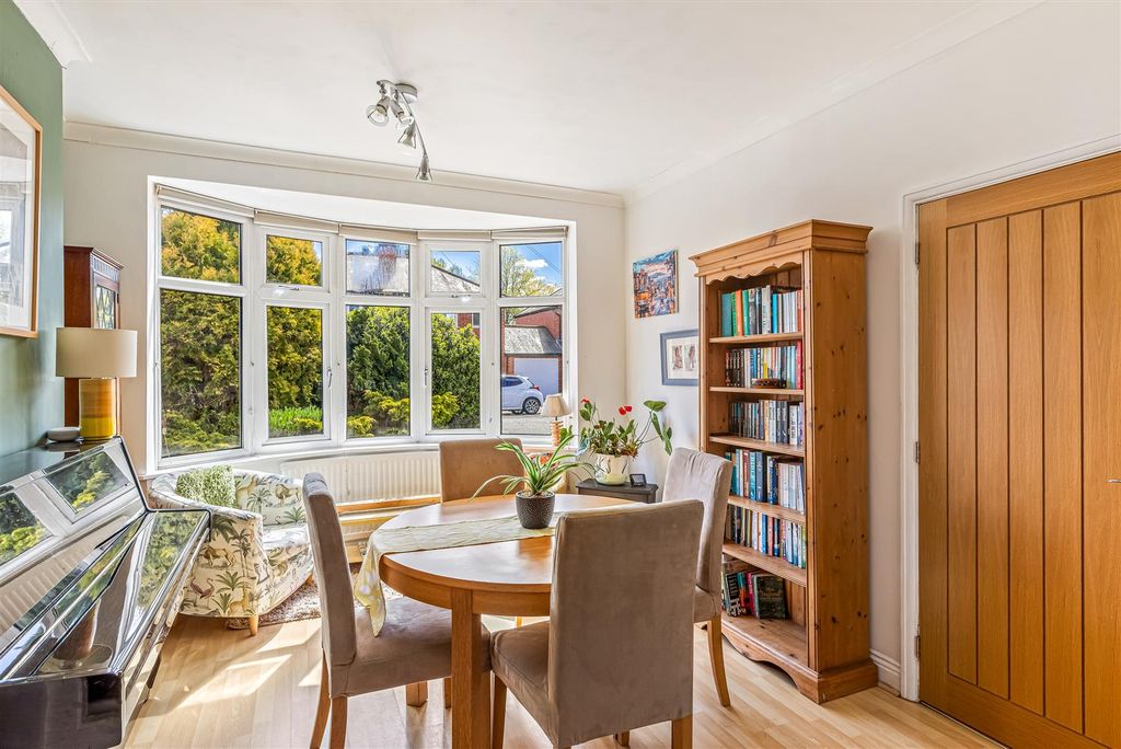 5 bed semi-detached house for saleBrinsmead Road, Knighton, Leicester LE2 photo 3