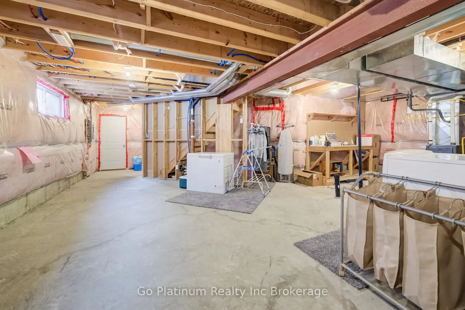 Additional image 14 of 739 Frontenac Crescent