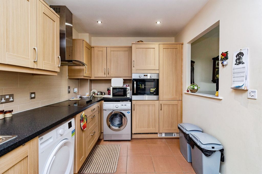 Additional image 2 of 2 bed flat for saleTildesley Close, Penkridge, Stafford ST19