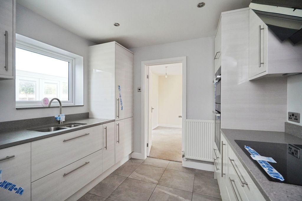 Additional image 6 of 3 bed semi-detached house for saleWilkes Avenue, Measham, Swadlincote, Leicestershire DE12