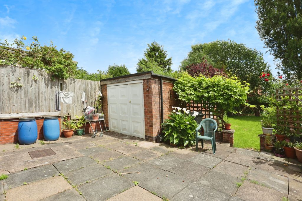 Additional image 18 of 3 bed semi-detached house for saleChestnut Avenue, Leicester, Leicestershire LE5