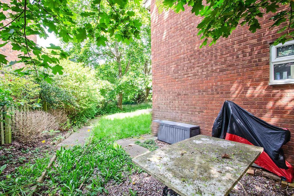 Additional image 13 of 1 bed maisonette for saleMaybank Close, Lichfield WS14