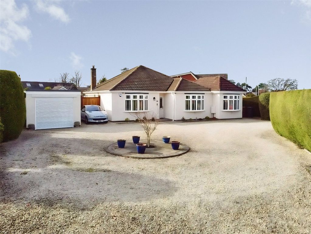 2 bed bungalow for saleJohns Close, Burbage, Hinckley, Leicestershire LE10