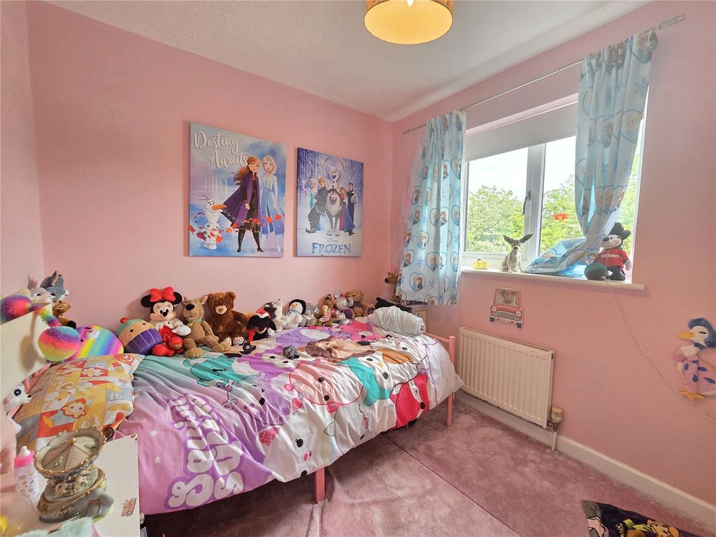 Additional image 10 of 3 bed semi-detached house for saleGlendale Court, Wilnecote, Tamworth, Staffordshire B77