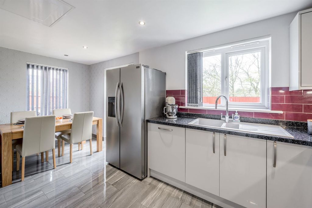 Additional image 7 of 5 bed detached house for saleOaklands, Wombourne WV5