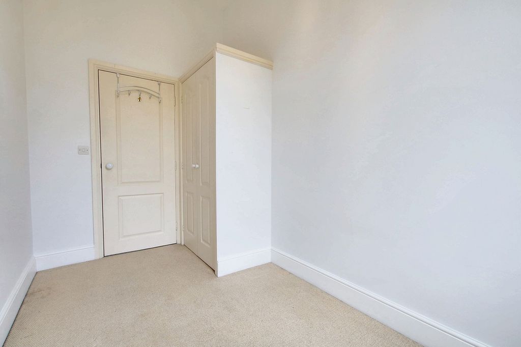 Additional image 16 of 2 bed flat for salePrincess Road East, Leicester LE1