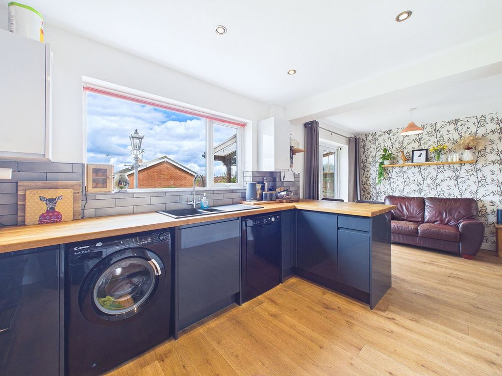 Additional image 9 of 4 bed detached house for saleStirling Drive, Thurnby LE7