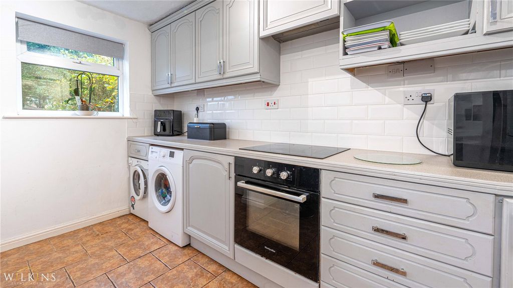 Additional image 6 of 3 bed semi-detached house for saleYenton Close, Tamworth, Staffordshire B78