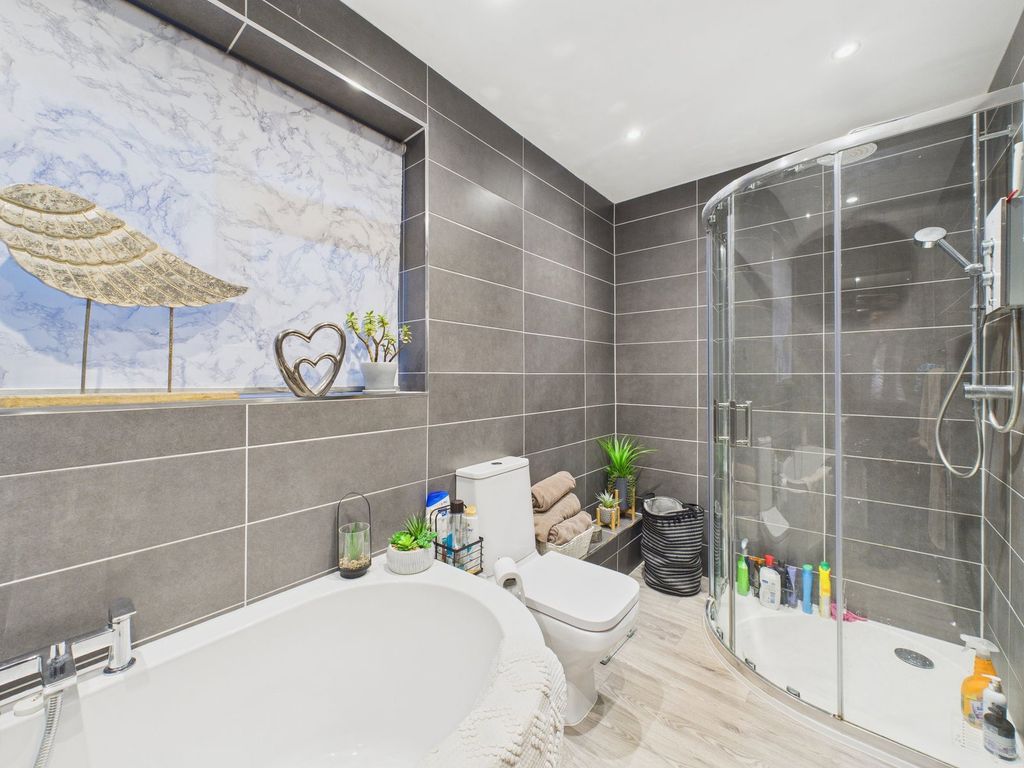 Additional image 15 of 4 bed detached house for saleGresley Close, Thurnby LE7
