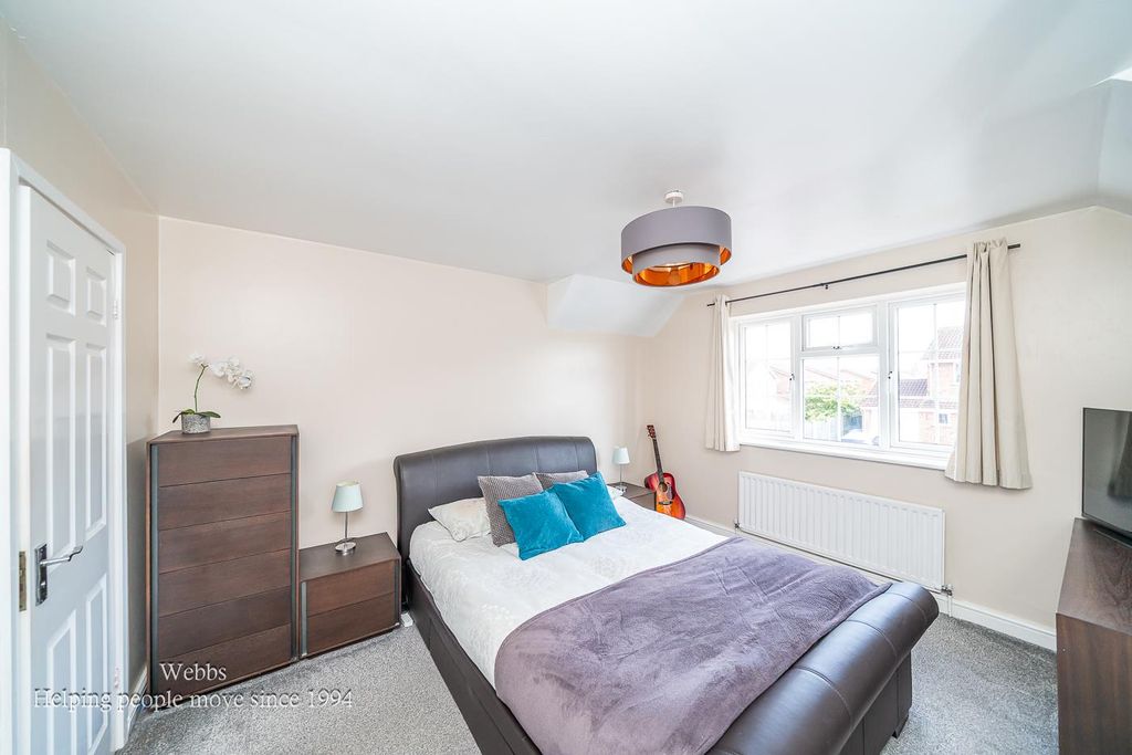 Additional image 15 of 4 bed detached house for saleThistledown Drive, Featherstone, Wolverhampton WV10