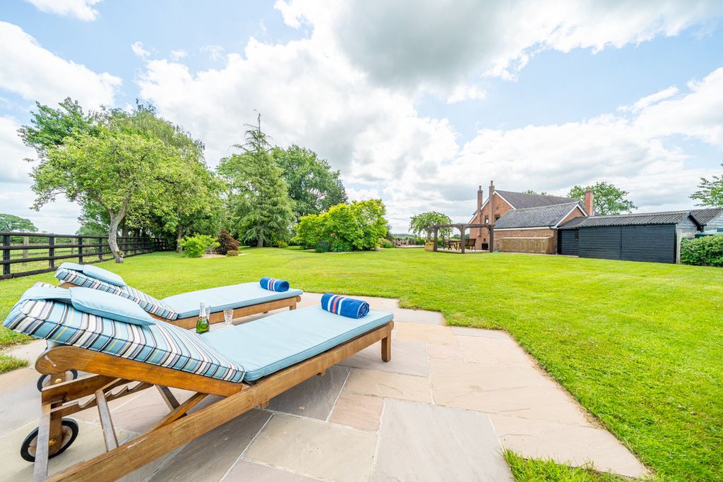 Additional image 39 of 4 bed detached house for saleChapel Lane, Hanbury, Staffordshire DE13