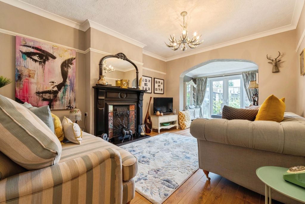 Additional image 3 of 3 bed semi-detached house for saleCliffwood Avenue, Birstall, Leicester, Leicestershire LE4