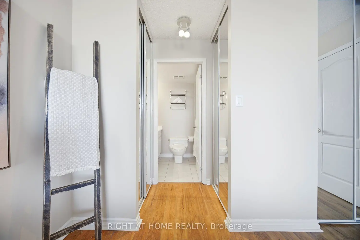 Additional image 11 of 1276 Maple Crossing Boulevard 514