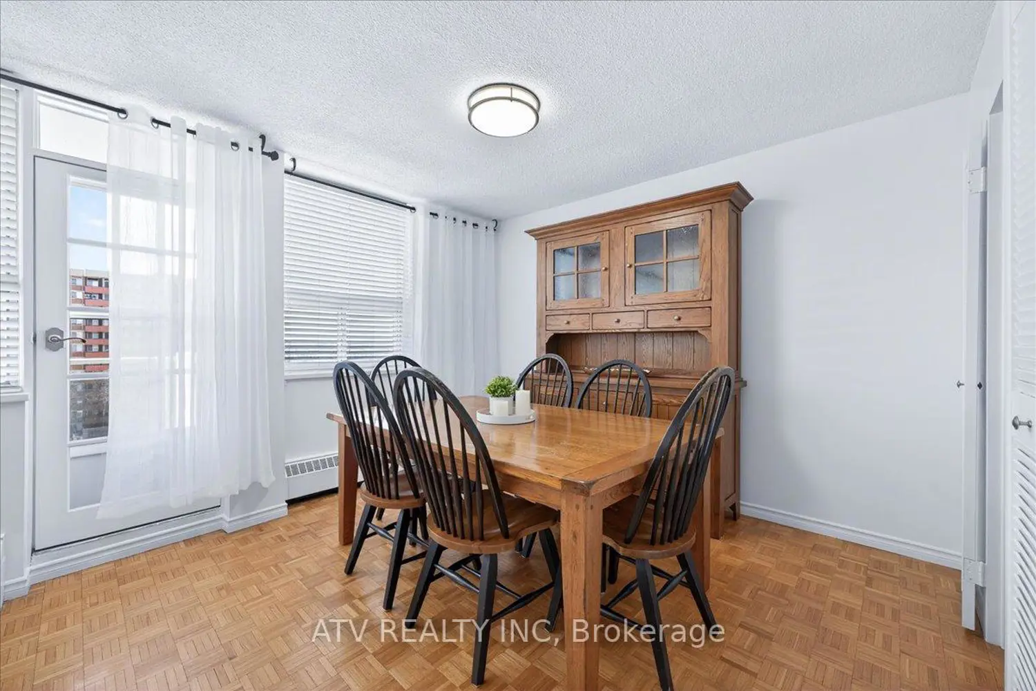 Additional image 9 of 151 La Rose Avenue 804