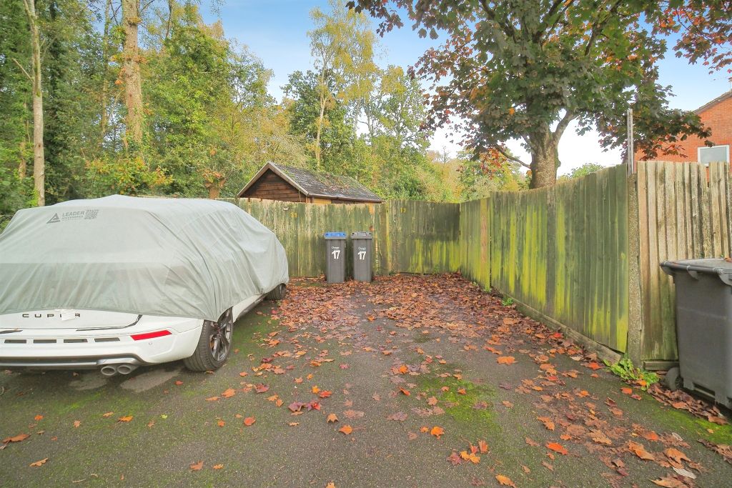 Additional image 4 of 1 bed flat for saleAvon Drive, Alderbury, Salisbury SP5