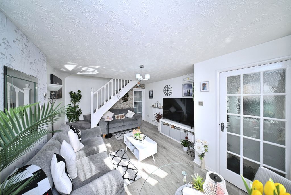 Additional image 3 of 3 bed terraced house for saleYarrow Close, Hamilton, Leicester, Leicestershire LE5