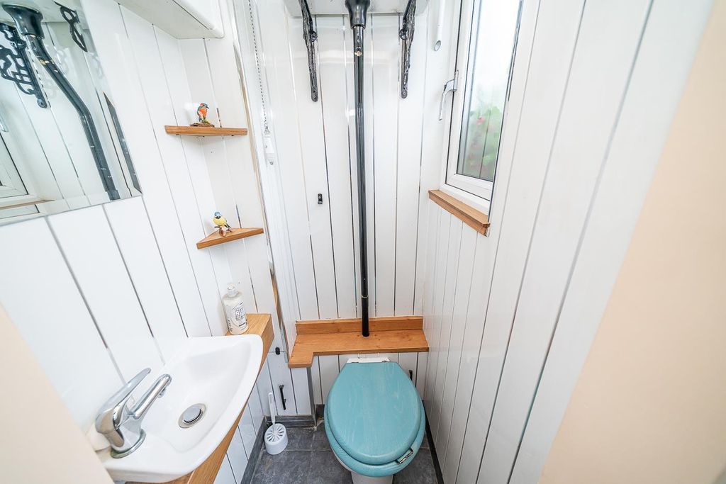 Additional image 16 of 2 bed detached bungalow for saleBroad Lane, Essington, Wolverhampton WV11