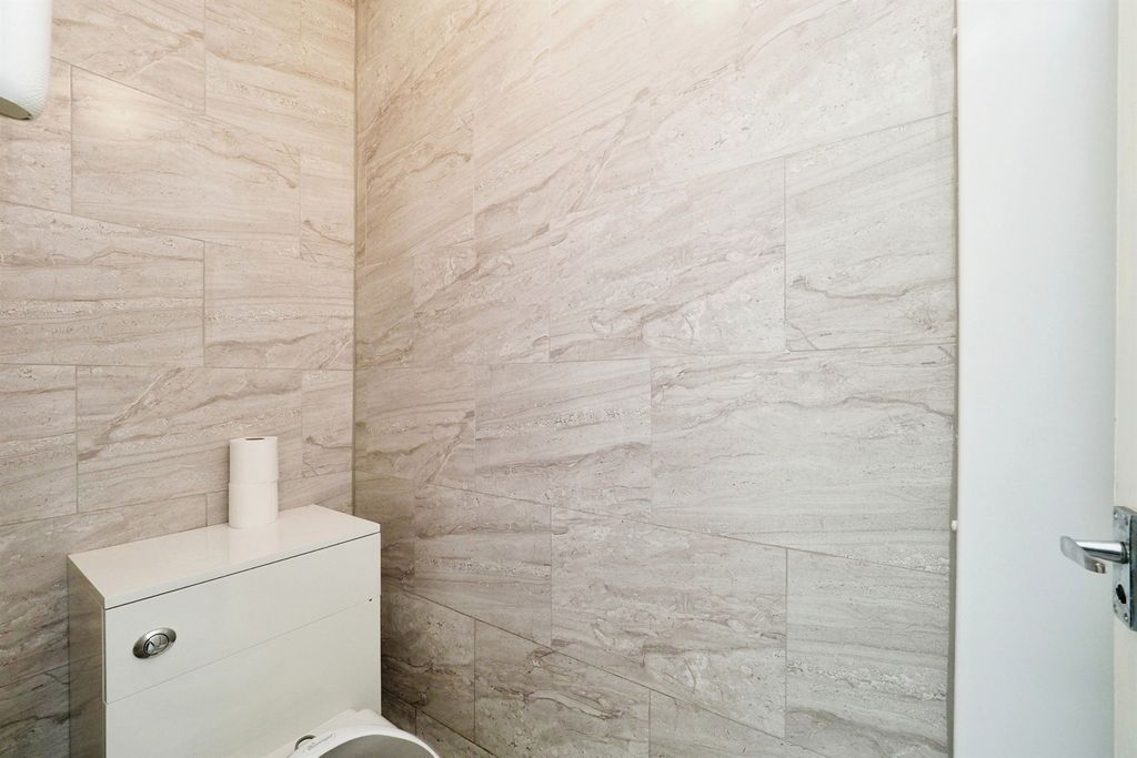 Additional image 13 of 4 bed end terrace house for saleUpper Temple Walk, Leicester LE4