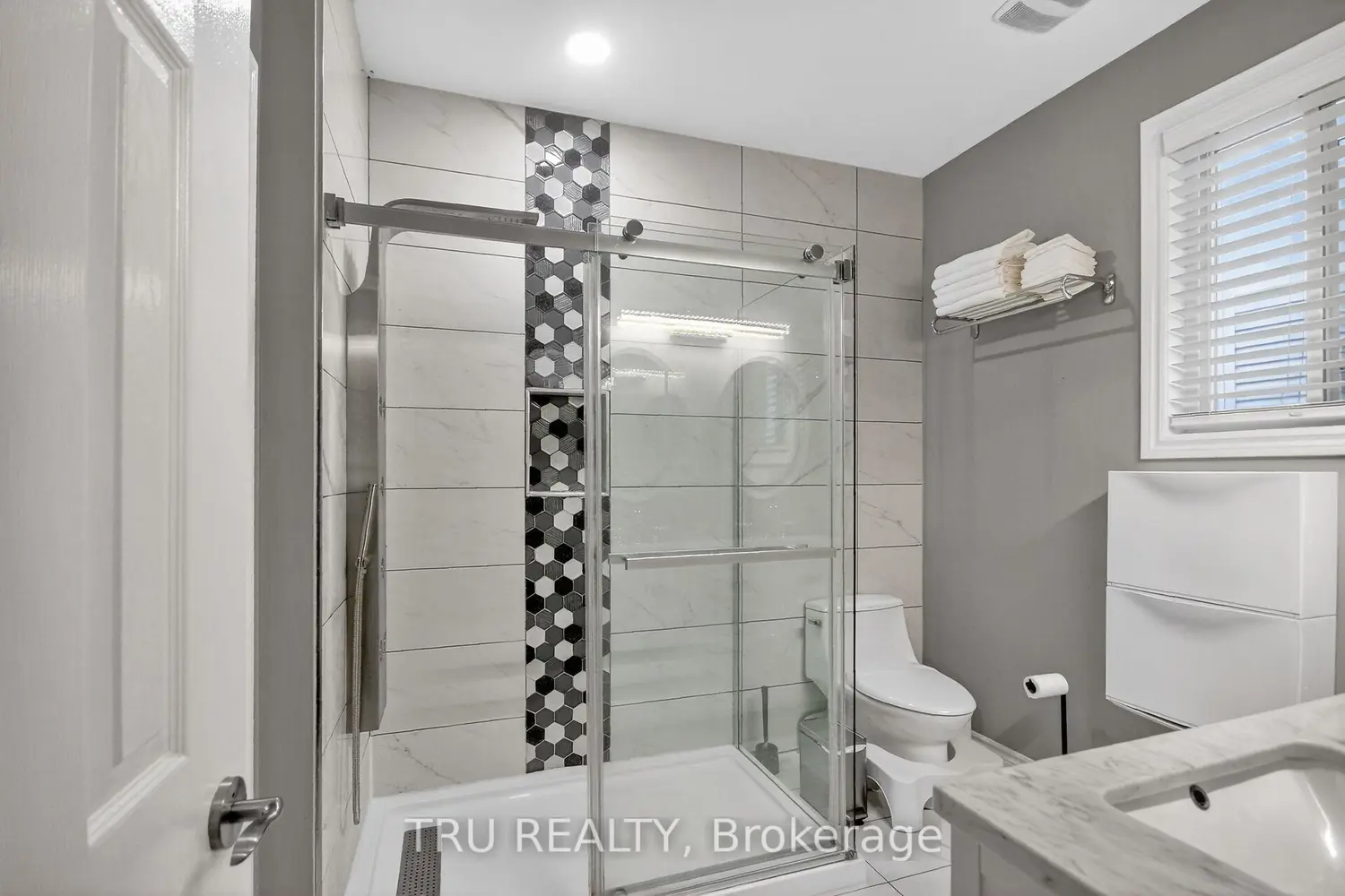 Additional image 10 of 590 Anjana Circle