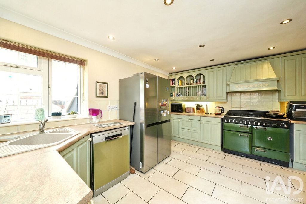 Additional image 5 of 4 bed detached house for saleThe Holloway, Dudley DY3