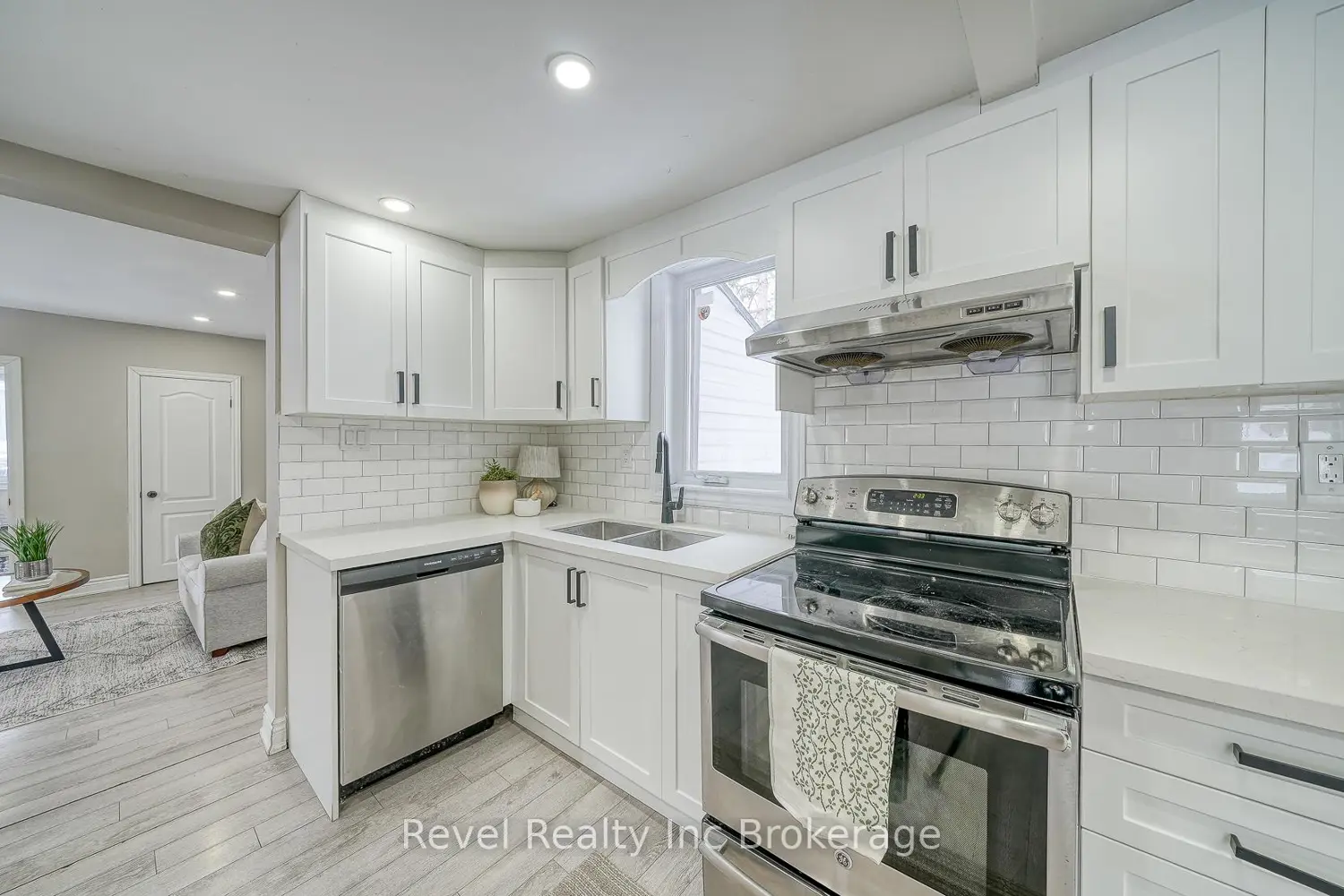 Additional image 8 of 123 Charles Street