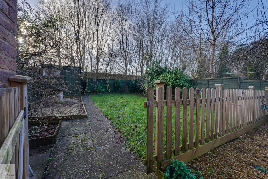 Additional image 7 of 2 bed end terrace house for sale35 Southfields Road, Stafford ST17