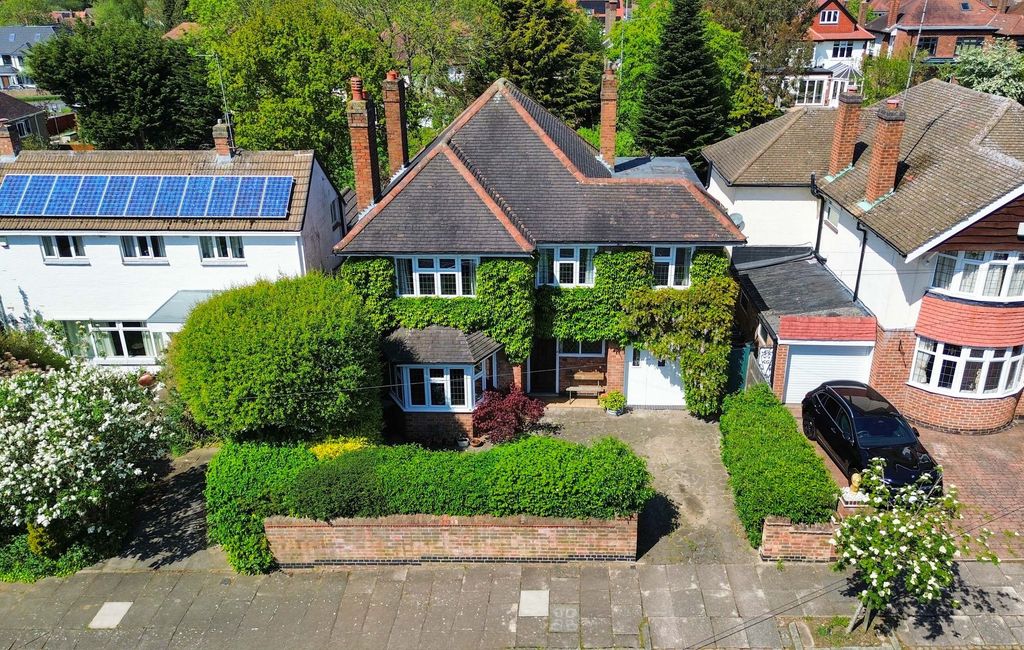 5 bed detached house for saleWimborne Road, South Knighton, Leicester LE2