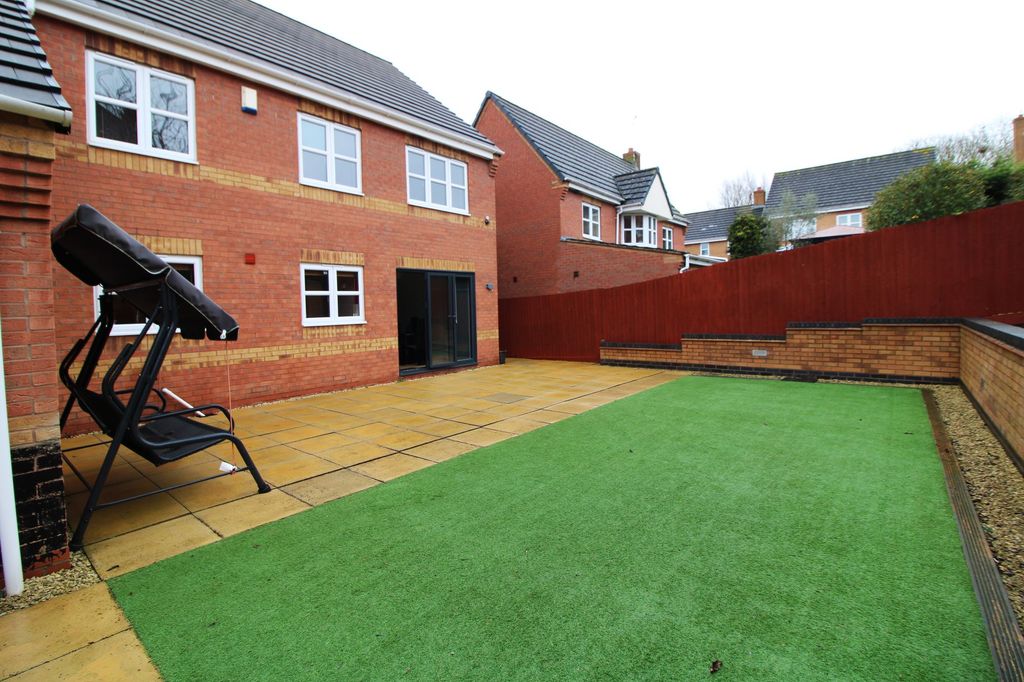Additional image 14 of 4 bed detached house for saleColumbine Road, Hamilton LE5