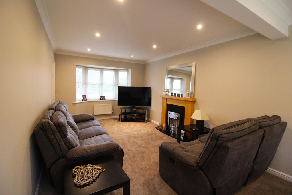 Additional image 2 of 4 bed detached house for saleColumbine Road, Hamilton LE5