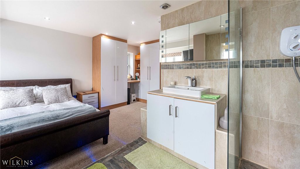 Additional image 20 of 4 bed semi-detached house for saleSuffolk Way, Tamworth, Staffordshire B78