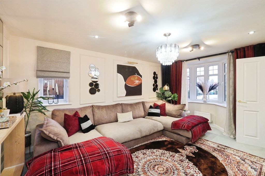 Additional image 9 of 3 bed semi-detached house for saleBrookes Crescent, Hugglescote, Coalville LE67