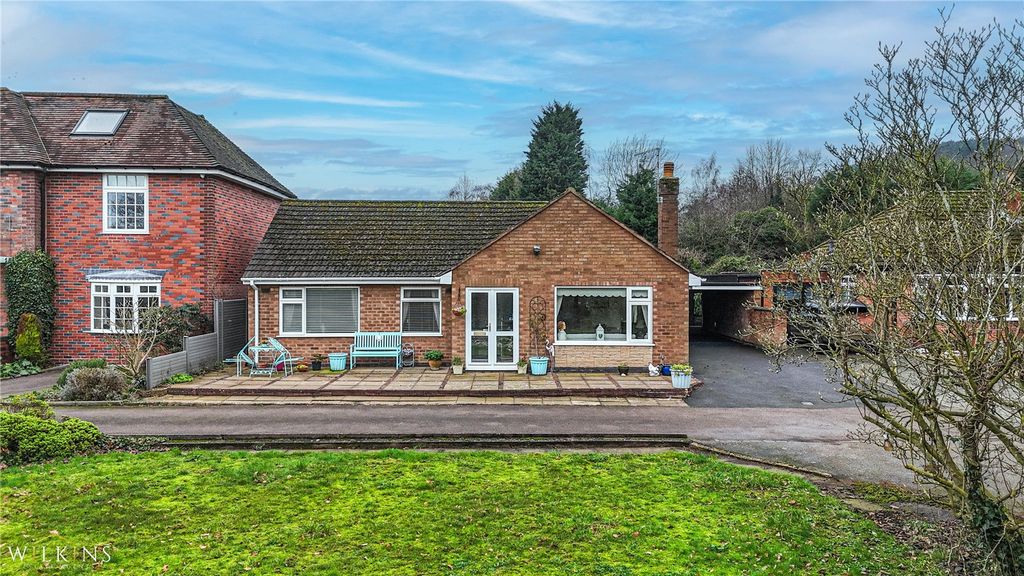 3 bed bungalow for saleNursery Lane, Hopwas, Tamworth B78