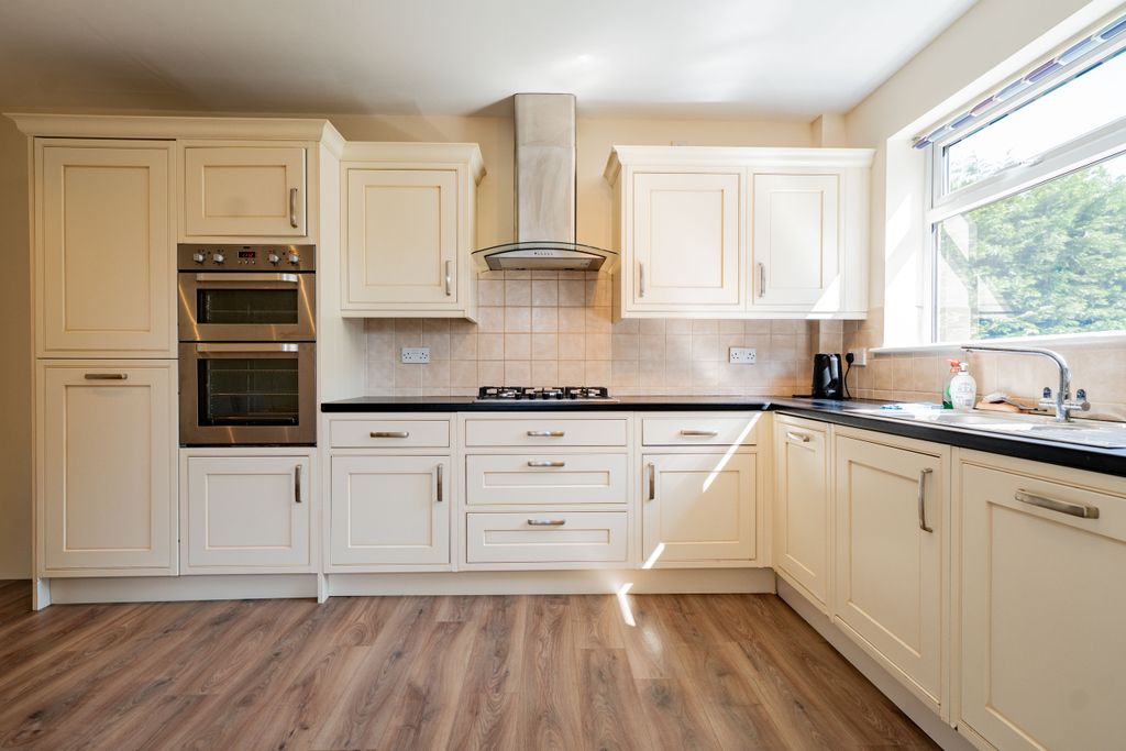 Additional image 5 of 2 bed detached bungalow for saleCedar Close, Glenfield, Leicester, Leicestershire LE3