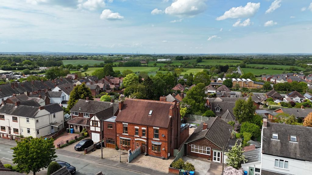 Additional image 4 of 4 bed semi-detached house for saleHatherton Street, Cheslyn Hay, Walsall WS6