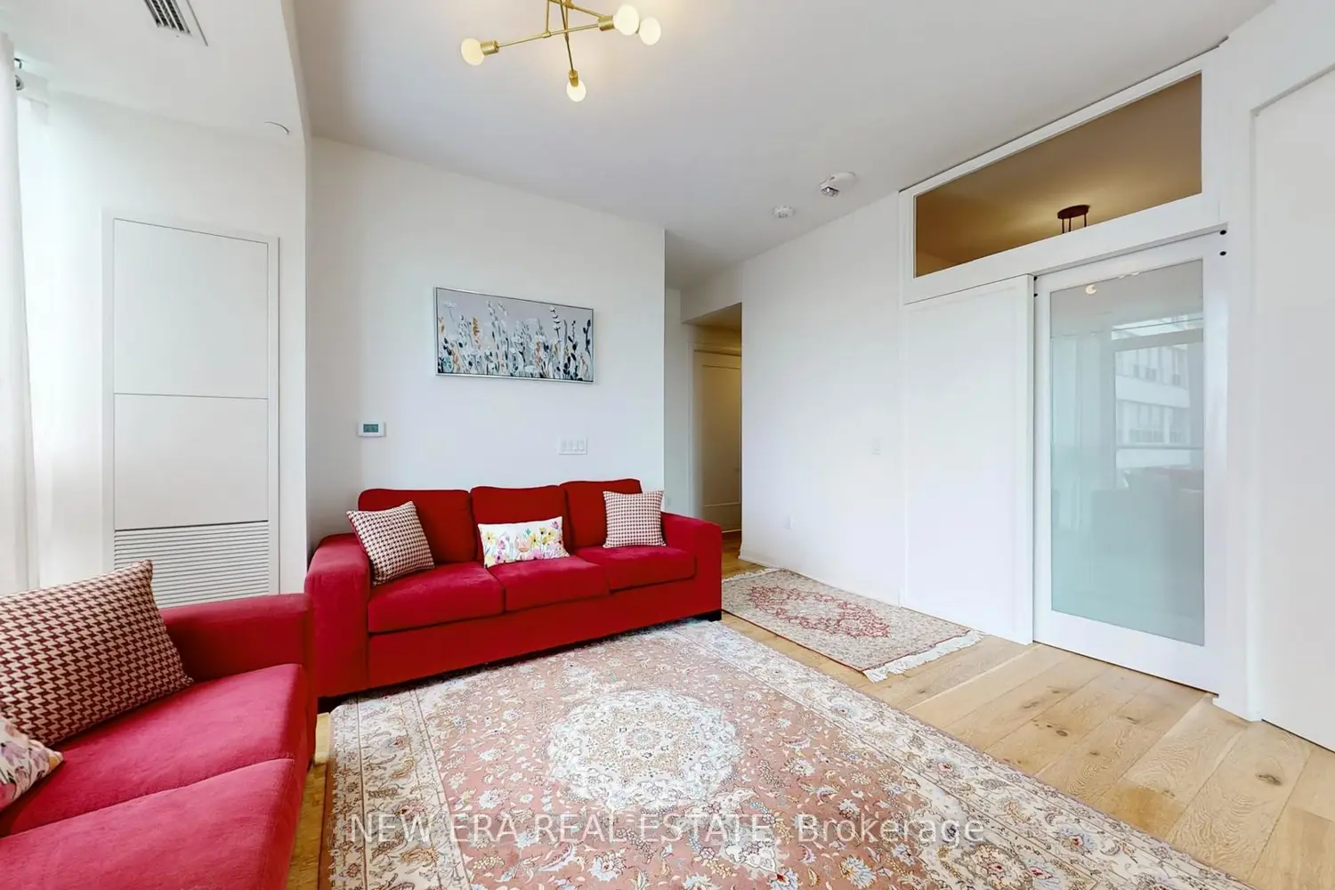 Additional image 8 of 293 The Kingsway 610