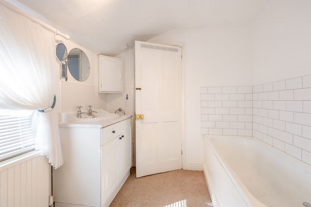 Additional image 11 of 3 bed semi-detached house for saleQueen Street, Stamford PE9