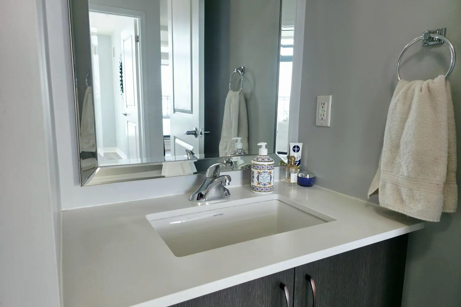 Additional image 12 of 2522 Keele Street 206